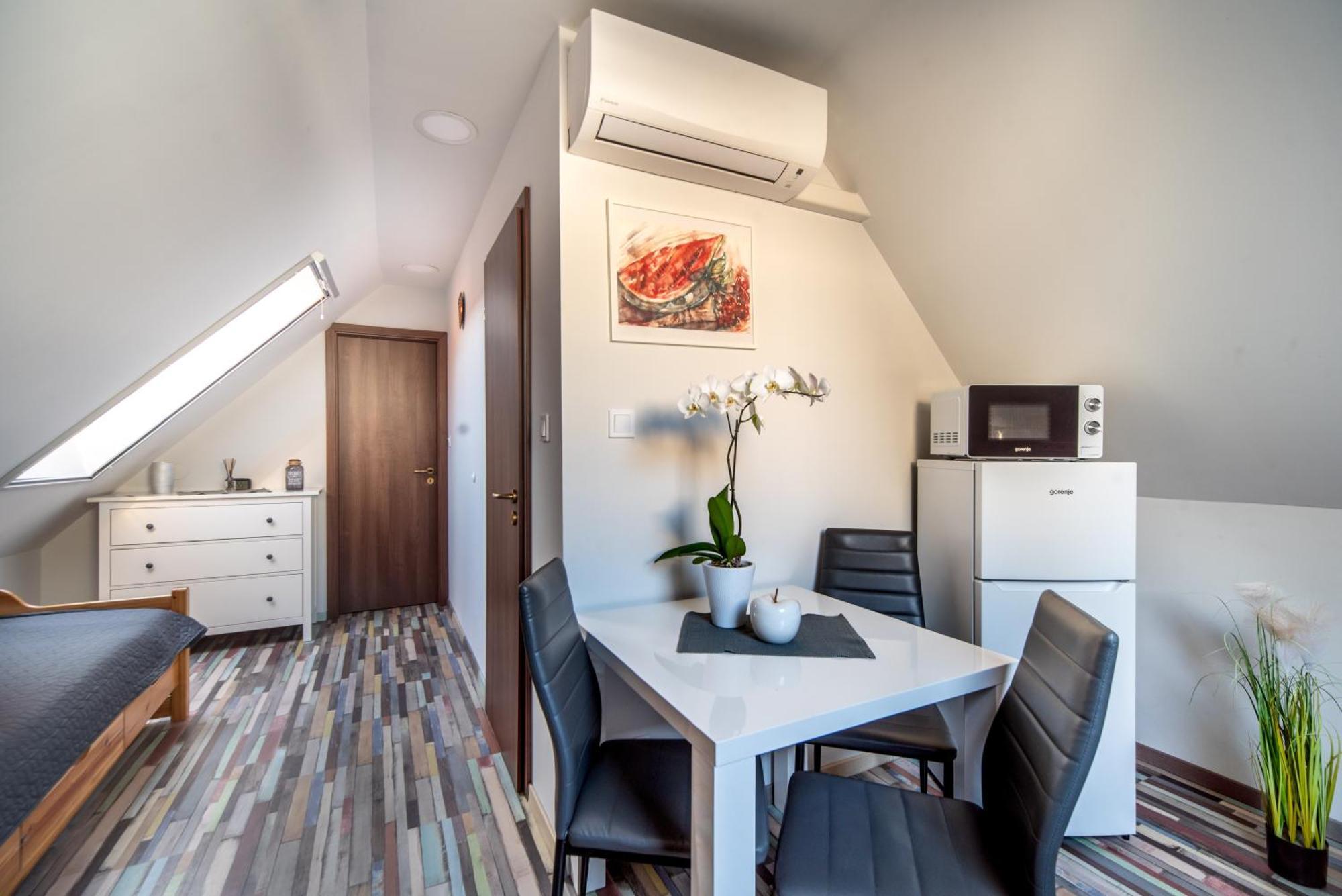 Buzavirág Apartman Keszthely Kültér fotó